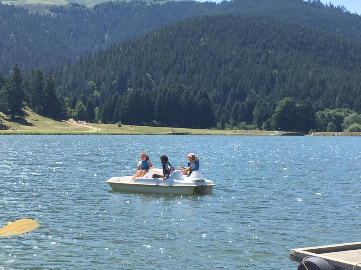 Gite Chaleureux Au Lac De Payolle كامبان المظهر الخارجي الصورة